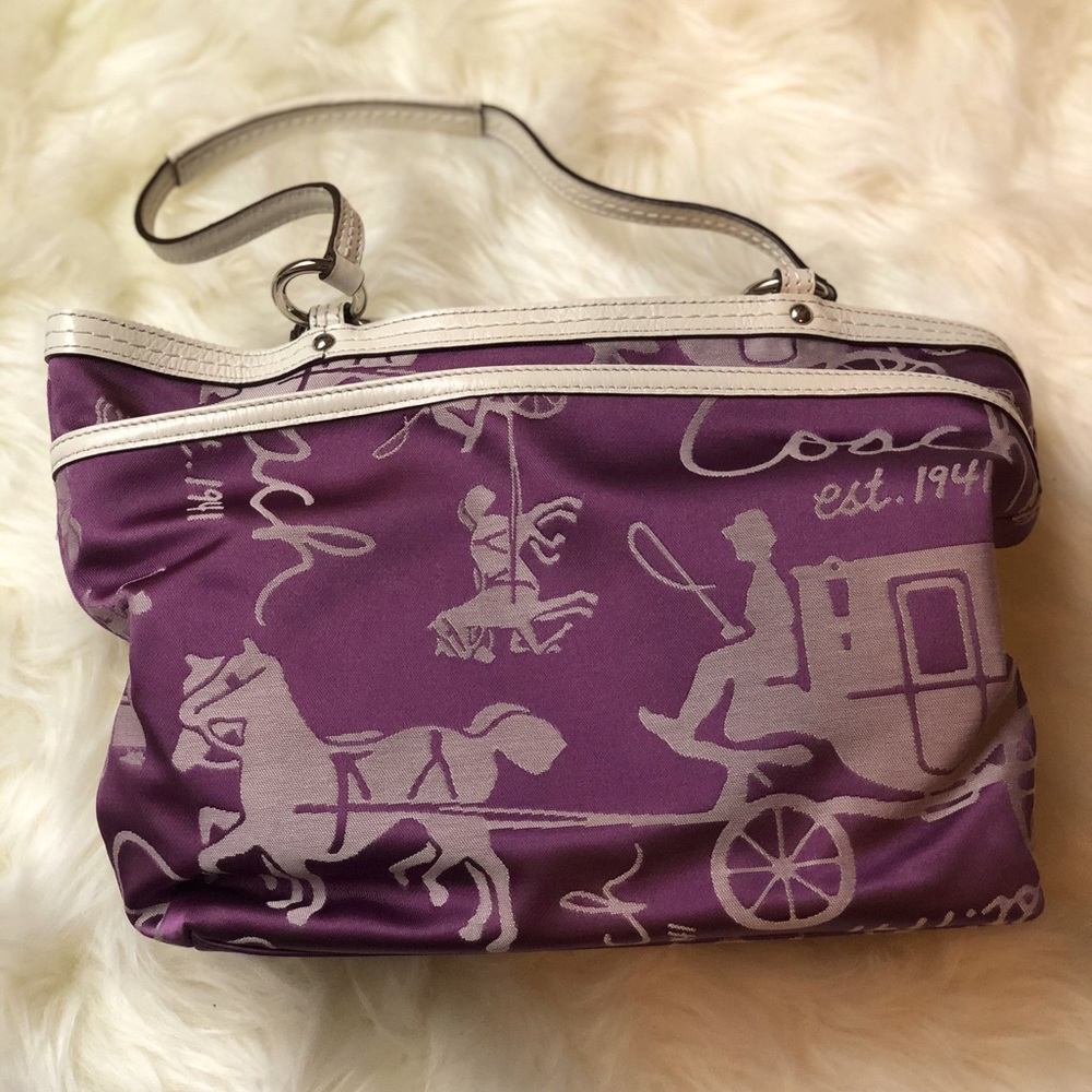 SOLD! Coach shoulder bag